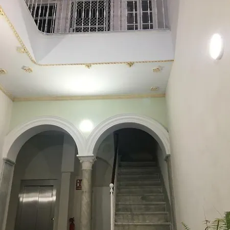 Nuevo En Casa Tipo Palacio Apartment *